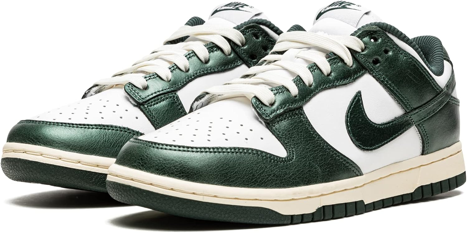 Women's Nike Dunk Low White/Pro Green-Coconut Milk (DQ8580 100)